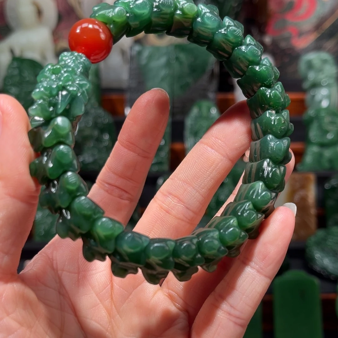 和田玉（碧玉）未镶嵌颈饰