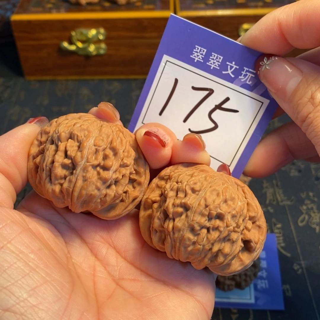 桃核把件175号全品楼4.6