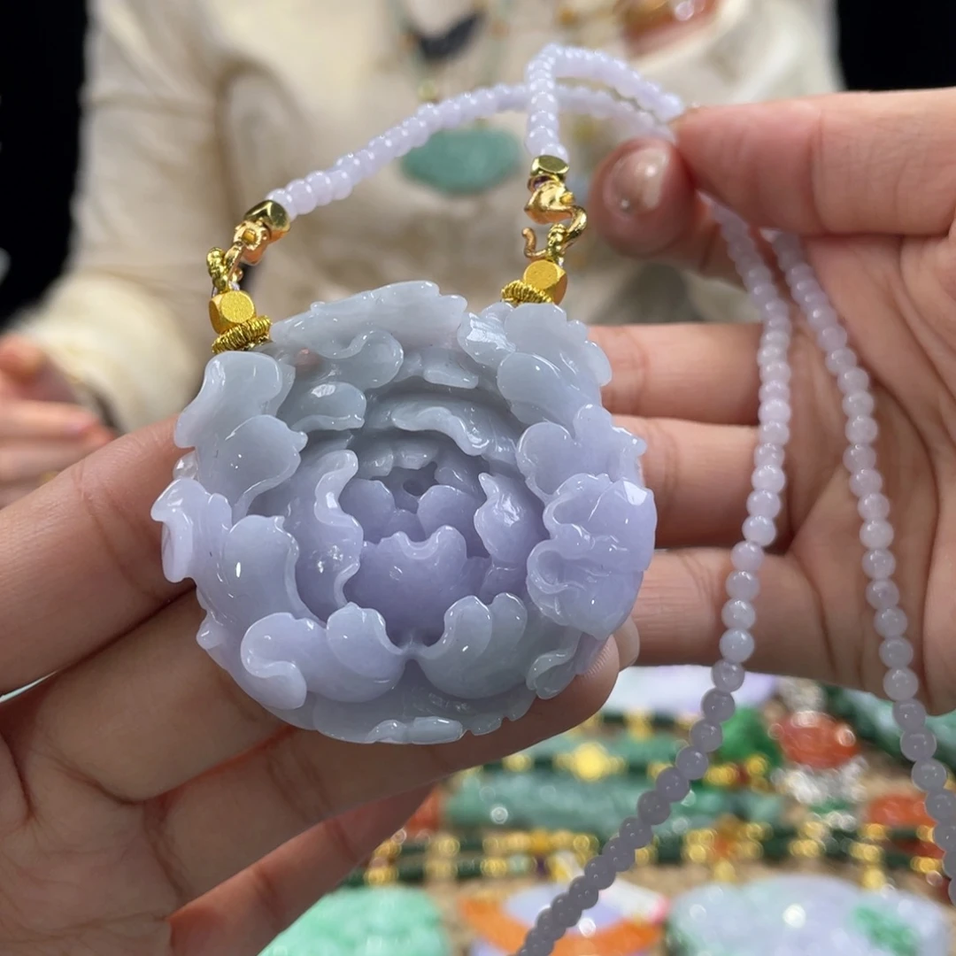 翡翠颈饰未镶嵌代编织