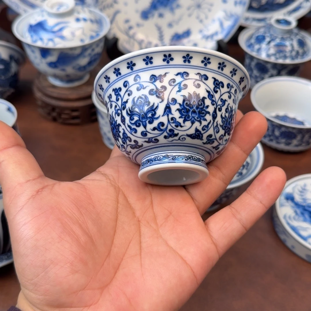 鱼***鲜摆件陶花心缠枝莲压手