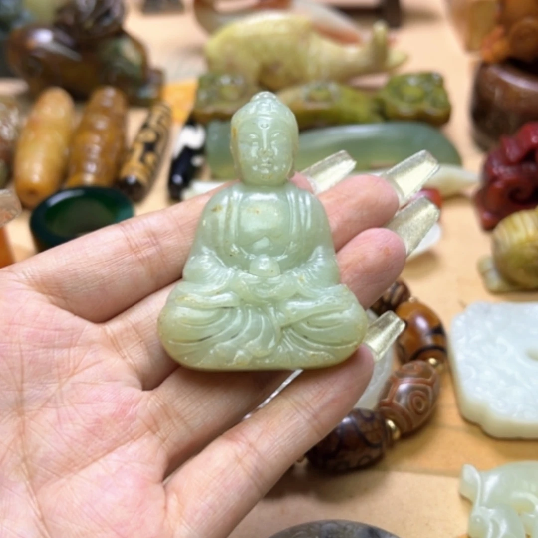 【闪购商品】蛇纹石玉颈饰未镶嵌