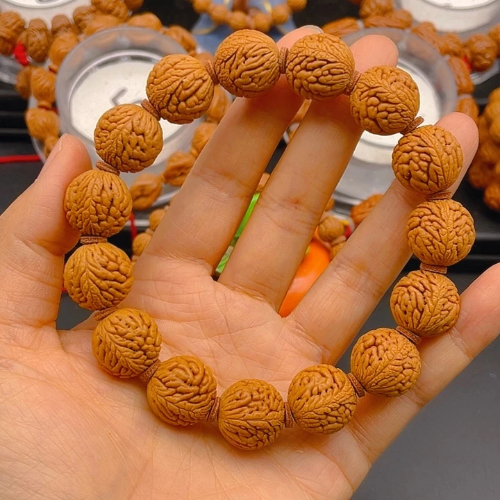 桃核吊坠精品铁蛋龙16尺寸捡漏