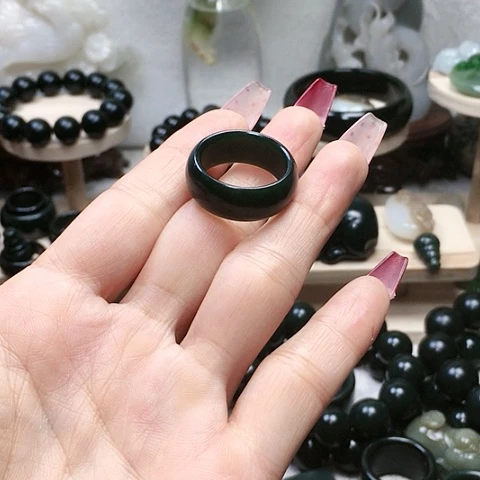 未镶嵌手串和田玉笑**回