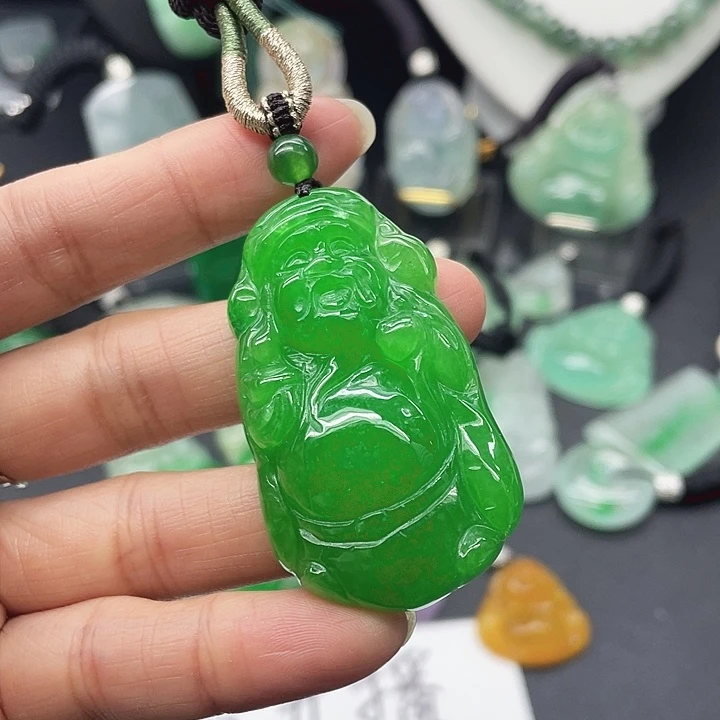 翡翠未镶嵌吊坠(赠链)