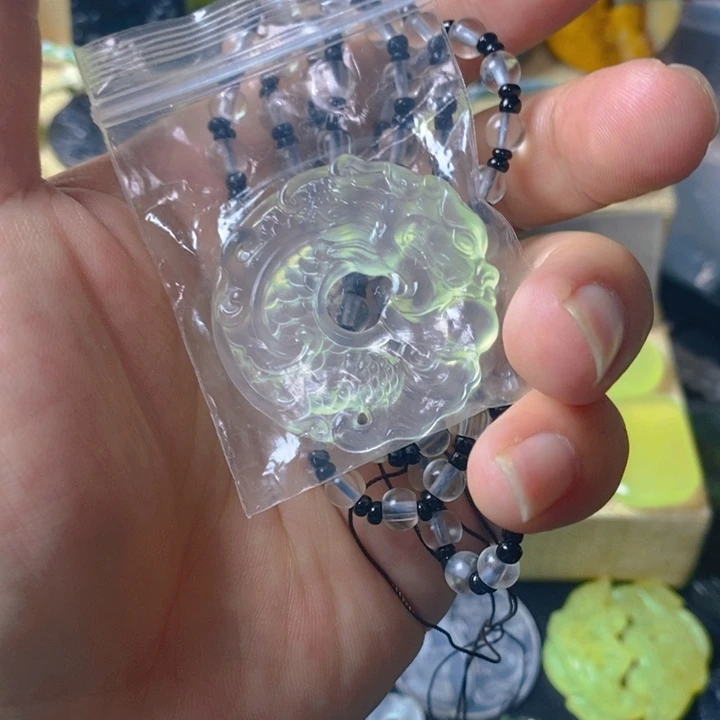 蛇纹石玉合金颈饰