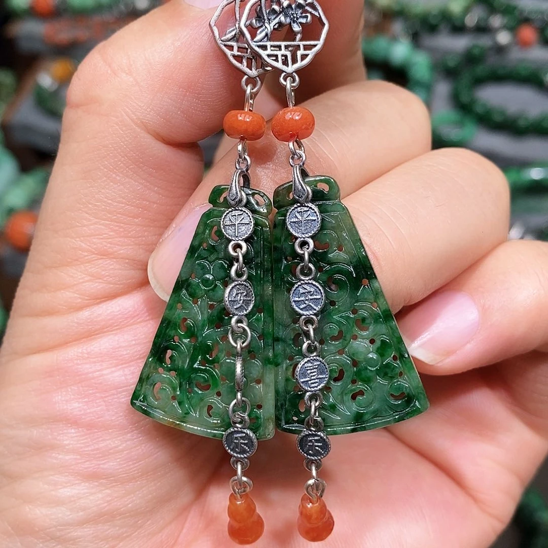 银S925镶嵌翡翠耳饰漂亮美眉