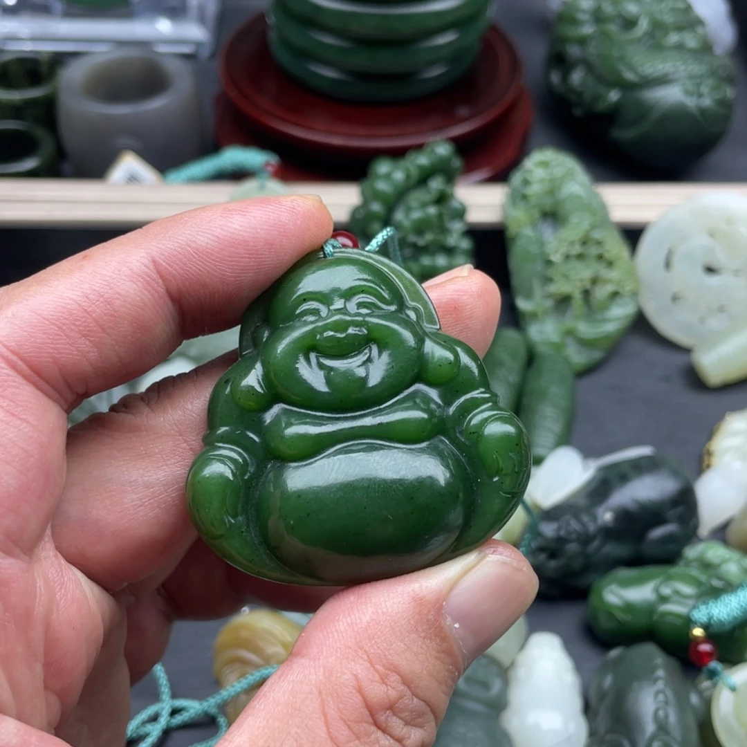 鑫***辰和田玉未镶嵌吊坠(赠链)
