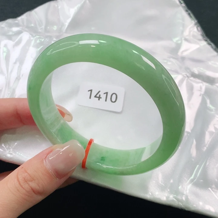 翡翠手镯未镶嵌诗***方天然缅甸翡翠手镯01
