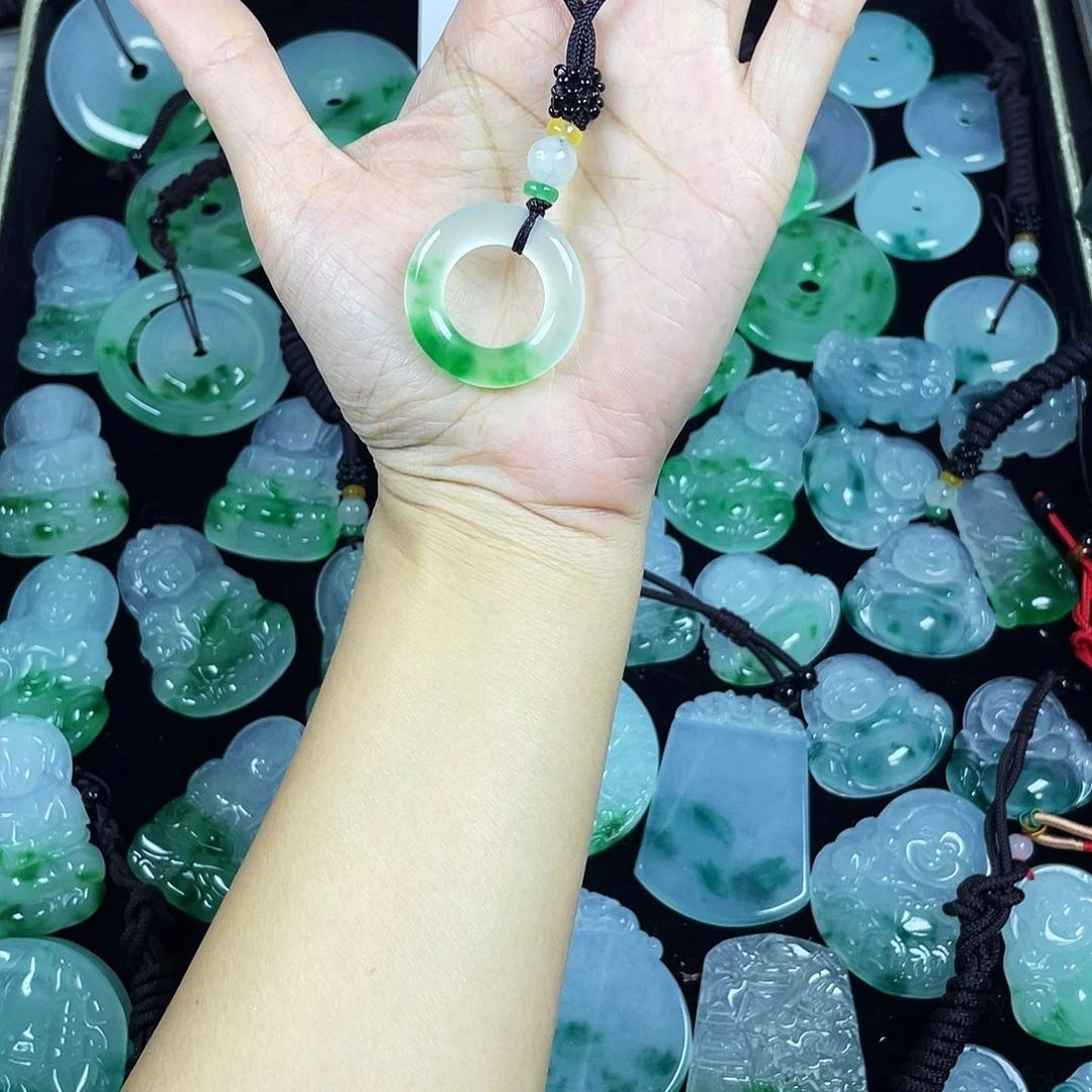 旭***翡翠未镶嵌颈饰吊坠