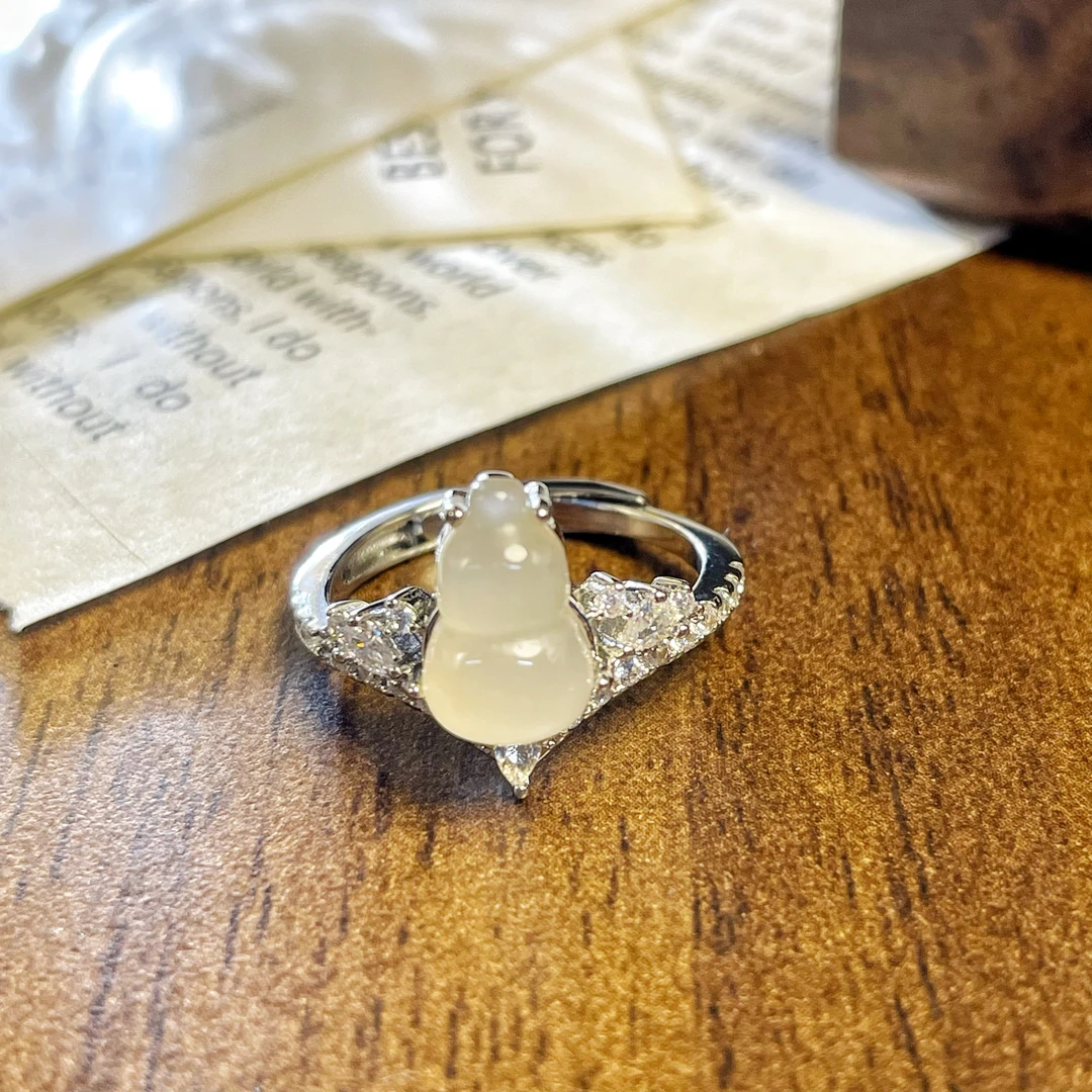 铜合金合成锆石戒指 P6-2085冰葫芦戒指 新中式轻奢百搭精致镶嵌