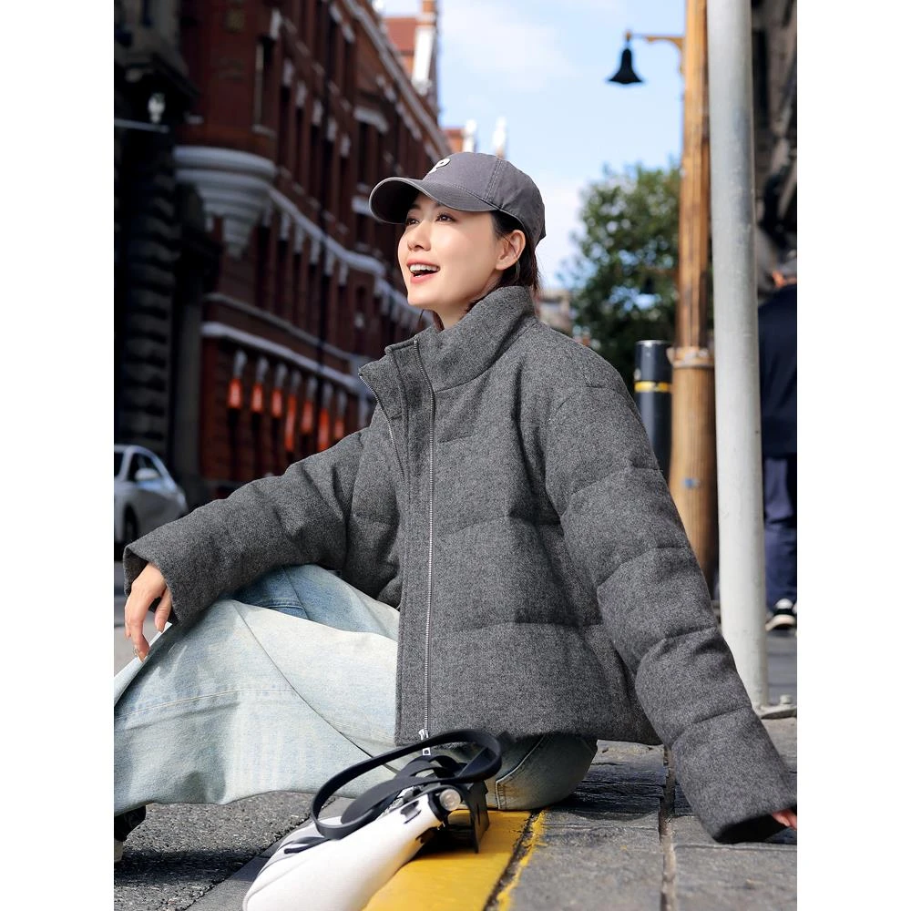 黑金欧货冬季加厚轻薄显瘦白鸭绒保暖女短款小个子外套羽绒服潮