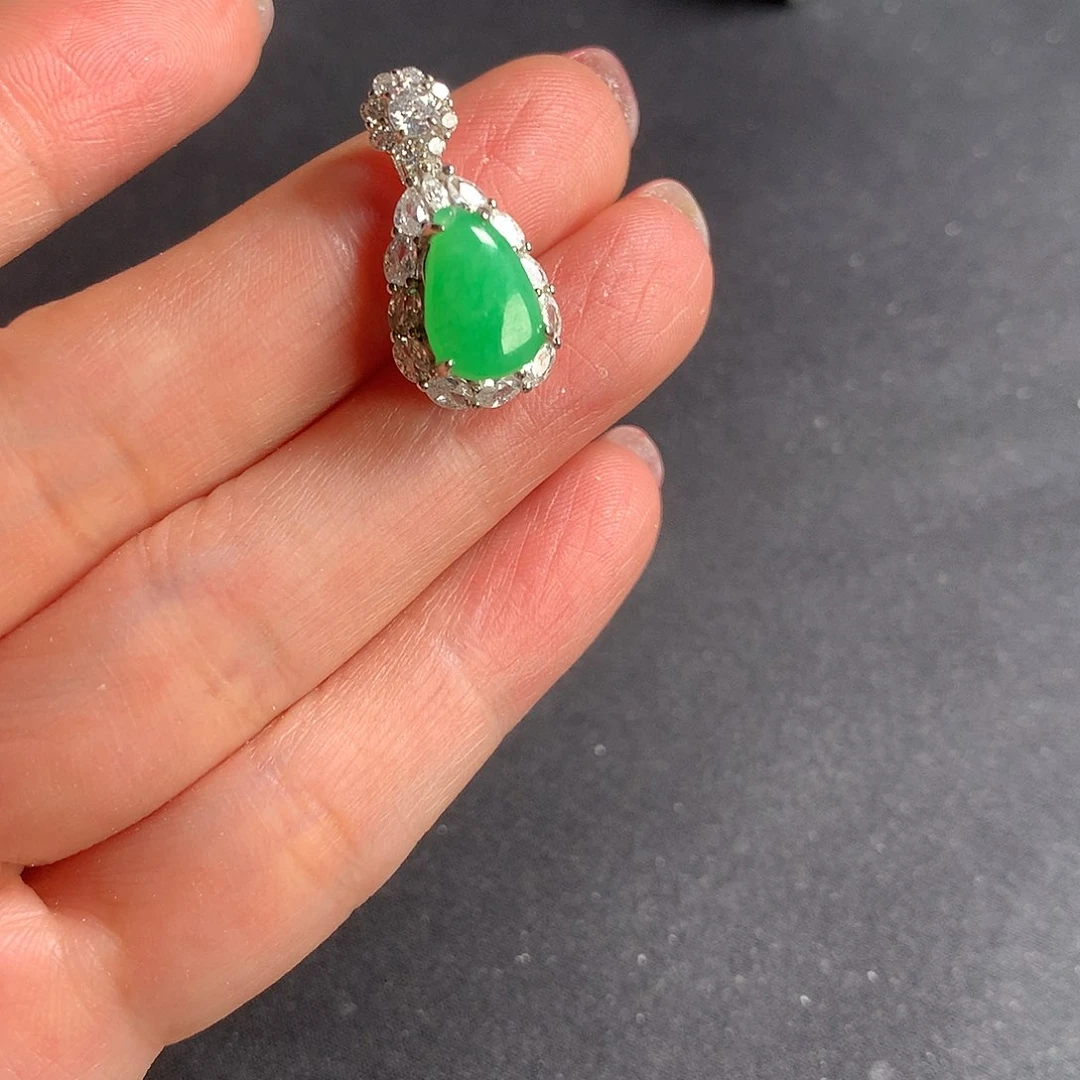 颈饰银S925镶嵌翡翠111111111