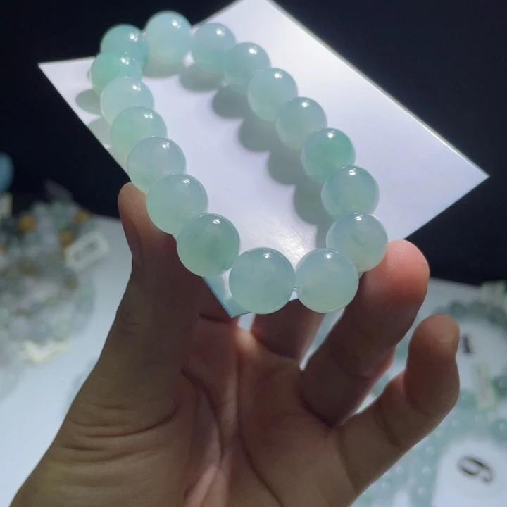 未镶嵌定制翡翠翡翠