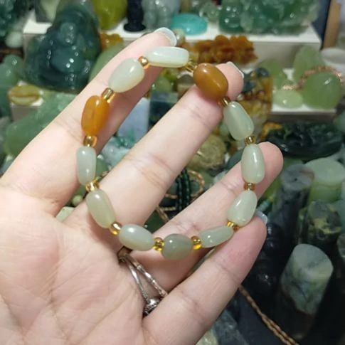 岫玉未镶嵌手串款式