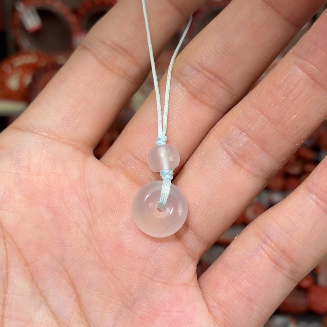 南红玛瑙未镶嵌颈饰挂件1