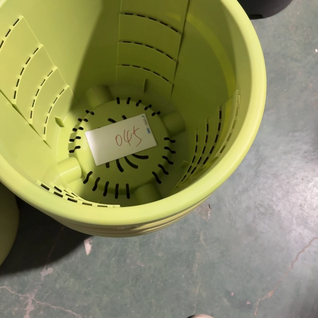 编号是045号的045号的口径40高36