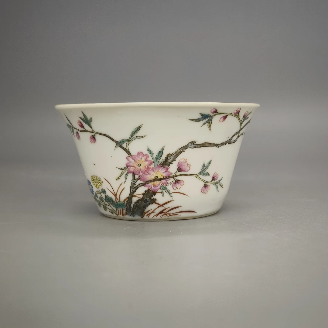 82501009*民国粉彩花卉马蹄杯/瓷器八/江苏省文物总店