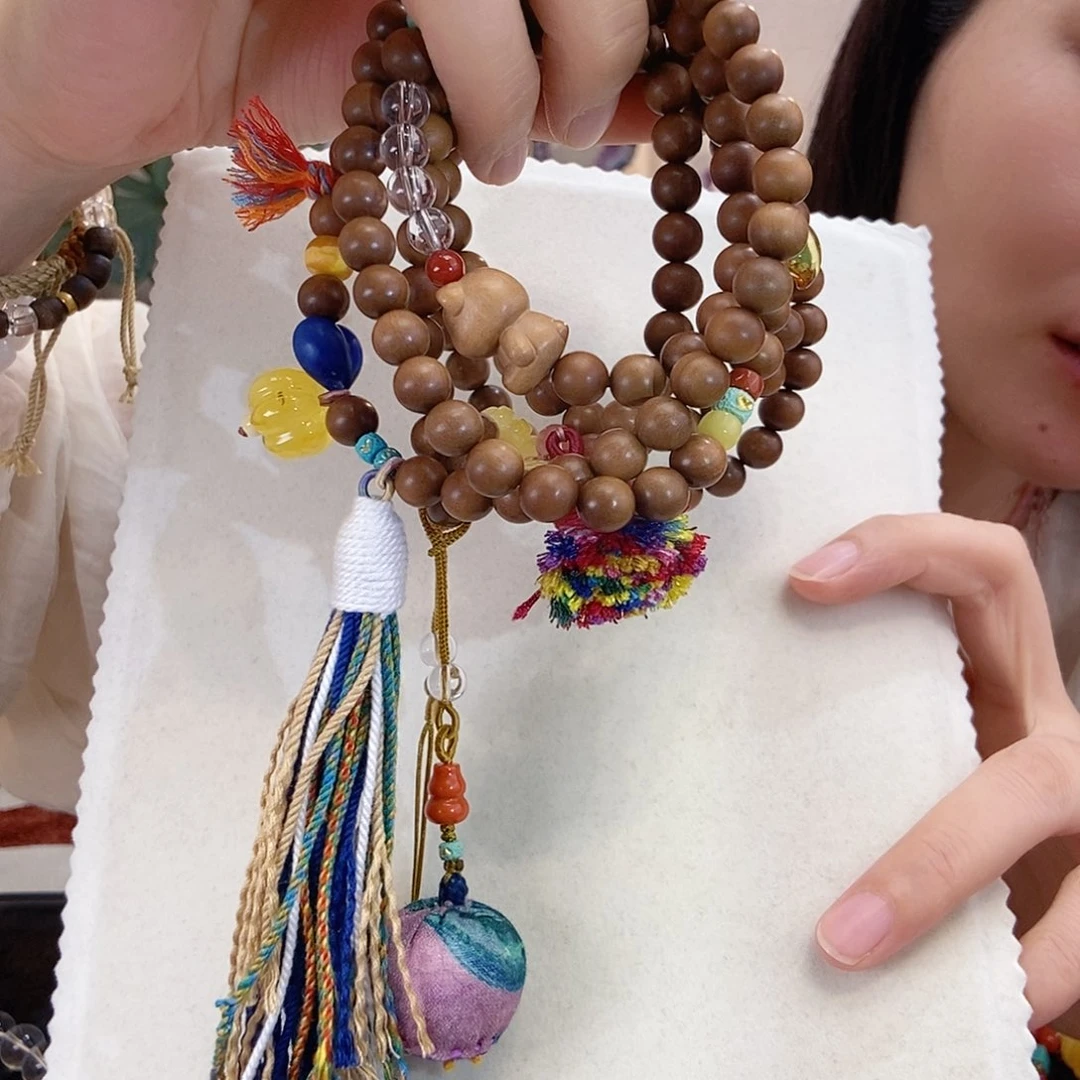 未镶嵌颈饰蜜蜡设计款斜挎