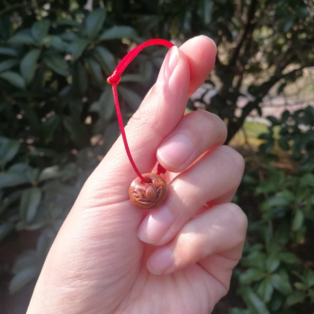 宝宝精品手链脚链红绳桃核野生手工雕刻荷花圆珠桃胡桃木礼
