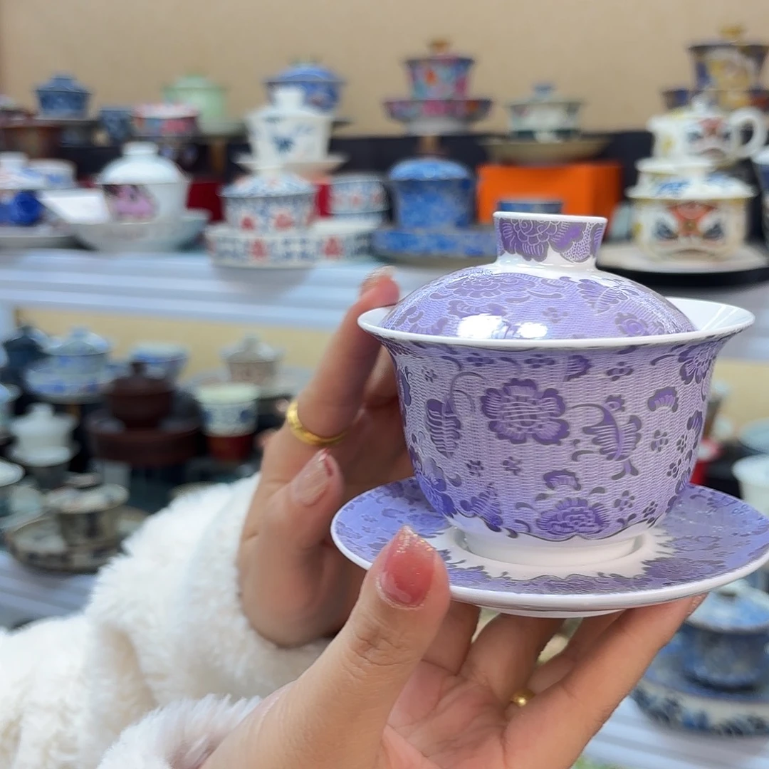 盖碗里的水煮开后放在