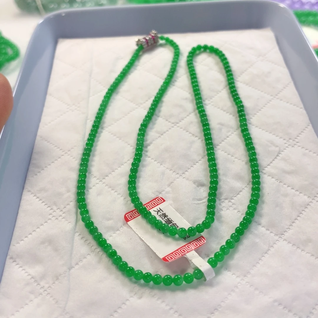 翡翠未镶嵌颈饰项链