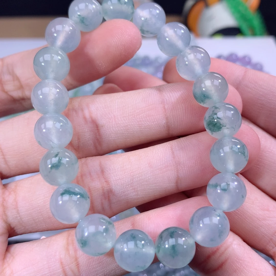 翡翠手链未镶嵌翡翠