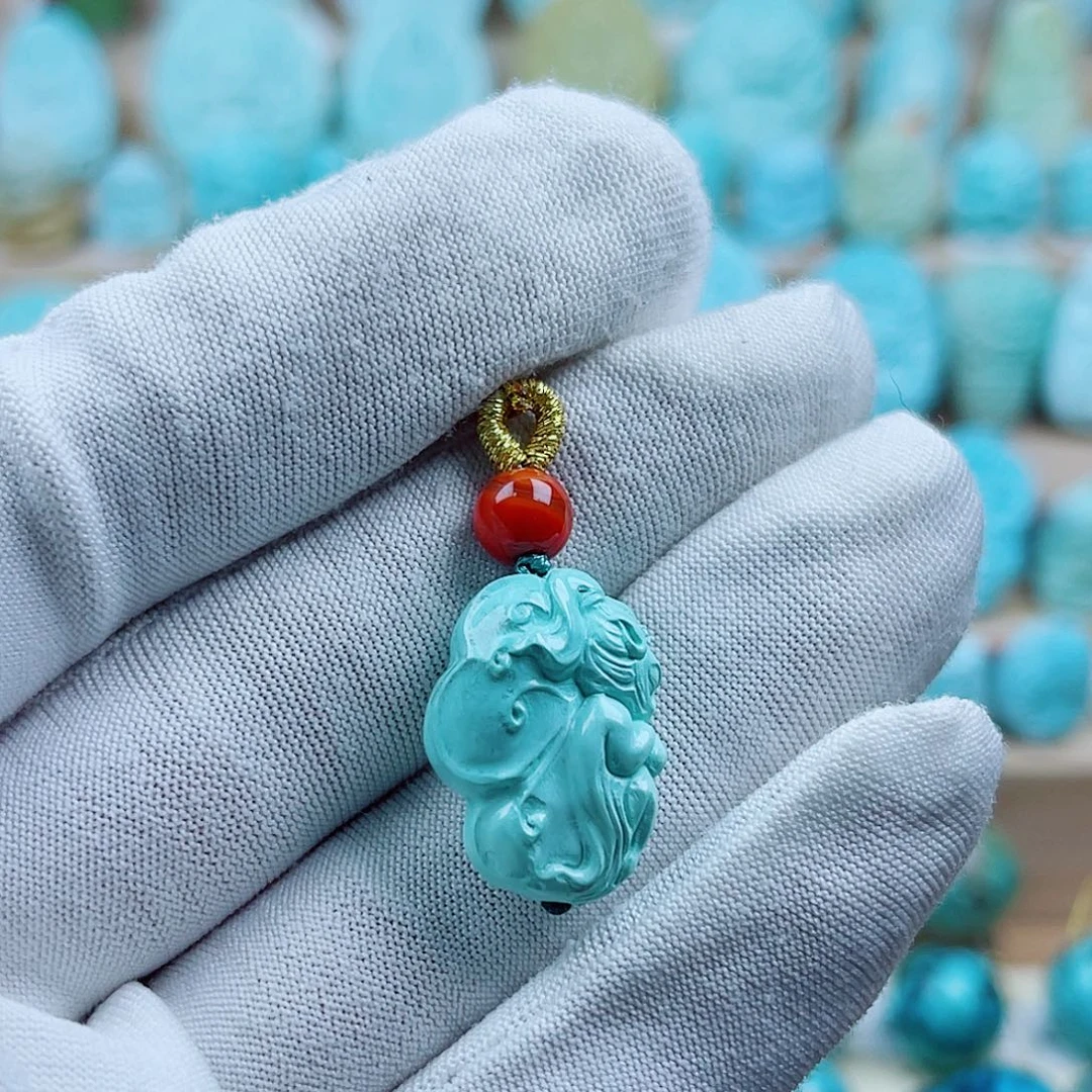 绿松石未镶嵌珠宝奇石