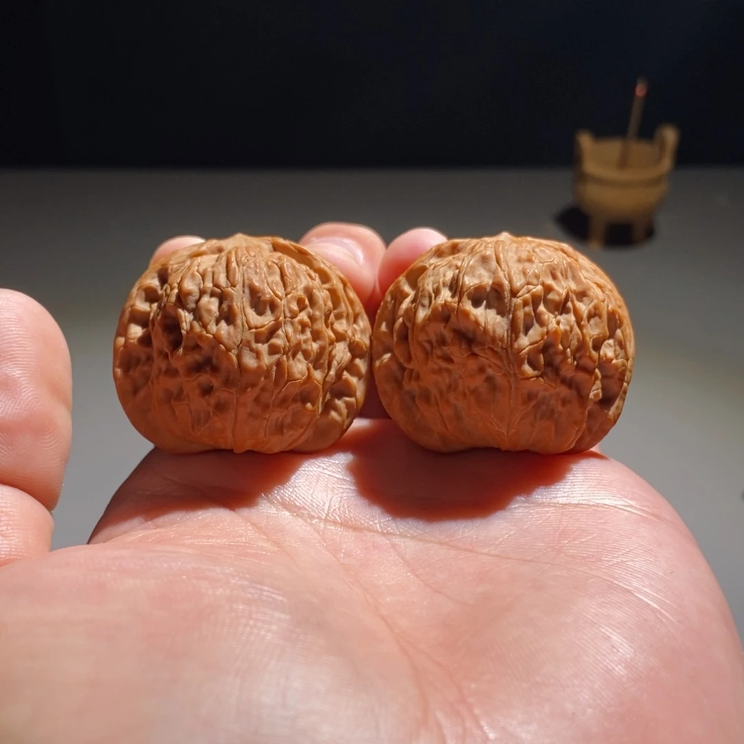 羊***把文玩核桃吊坠磨盘