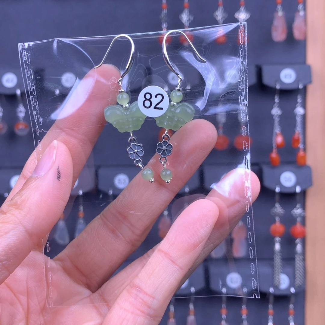 和田玉耳饰银S925镶嵌晴**里