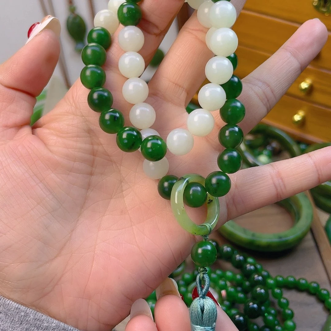 未镶嵌手链和田玉如****?10