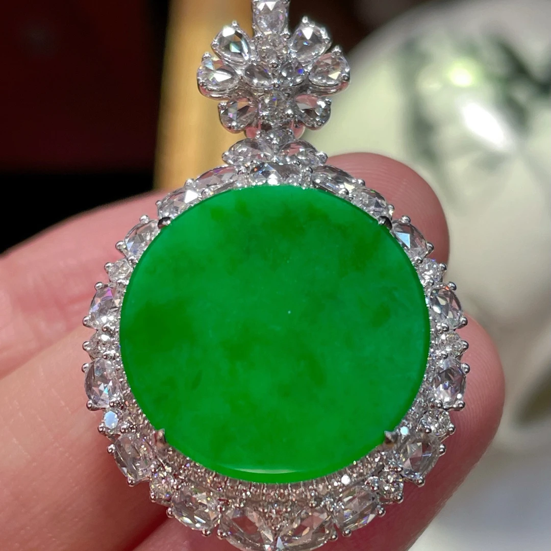 天然A货翡翠无事牌圆牌吊坠18k金镶嵌