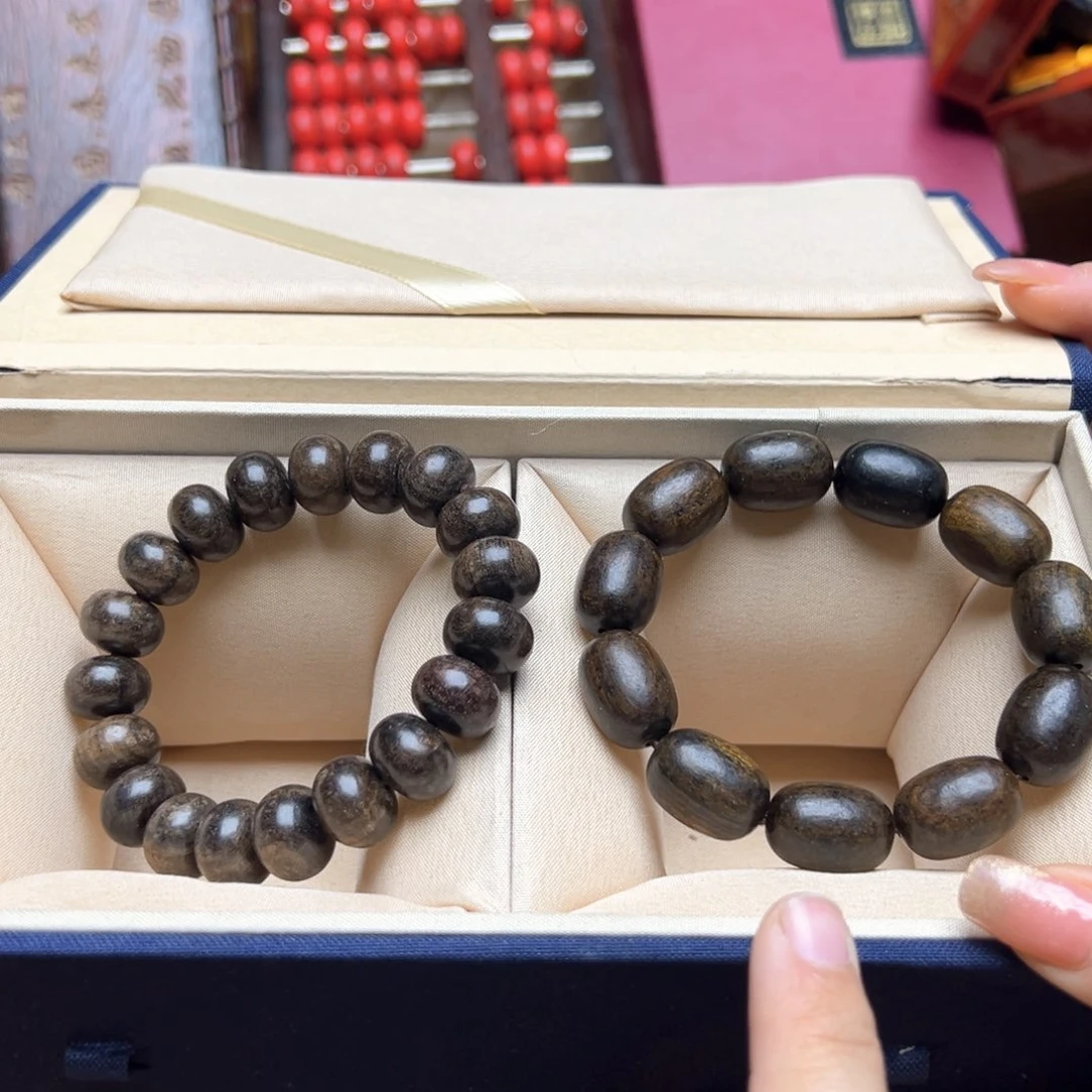 大叶紫檀（黑酸枝木类）