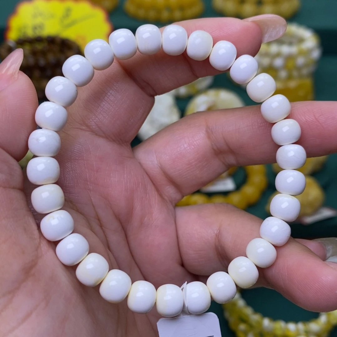 蜜蜡未镶嵌裸石7.5➕