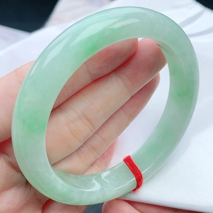 翡翠手镯未镶嵌58圈口882626