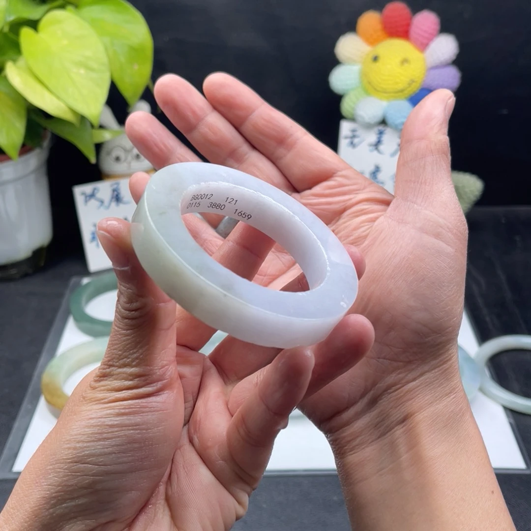 【闪购商品】定制翡翠52-59正圈未镶嵌手镯