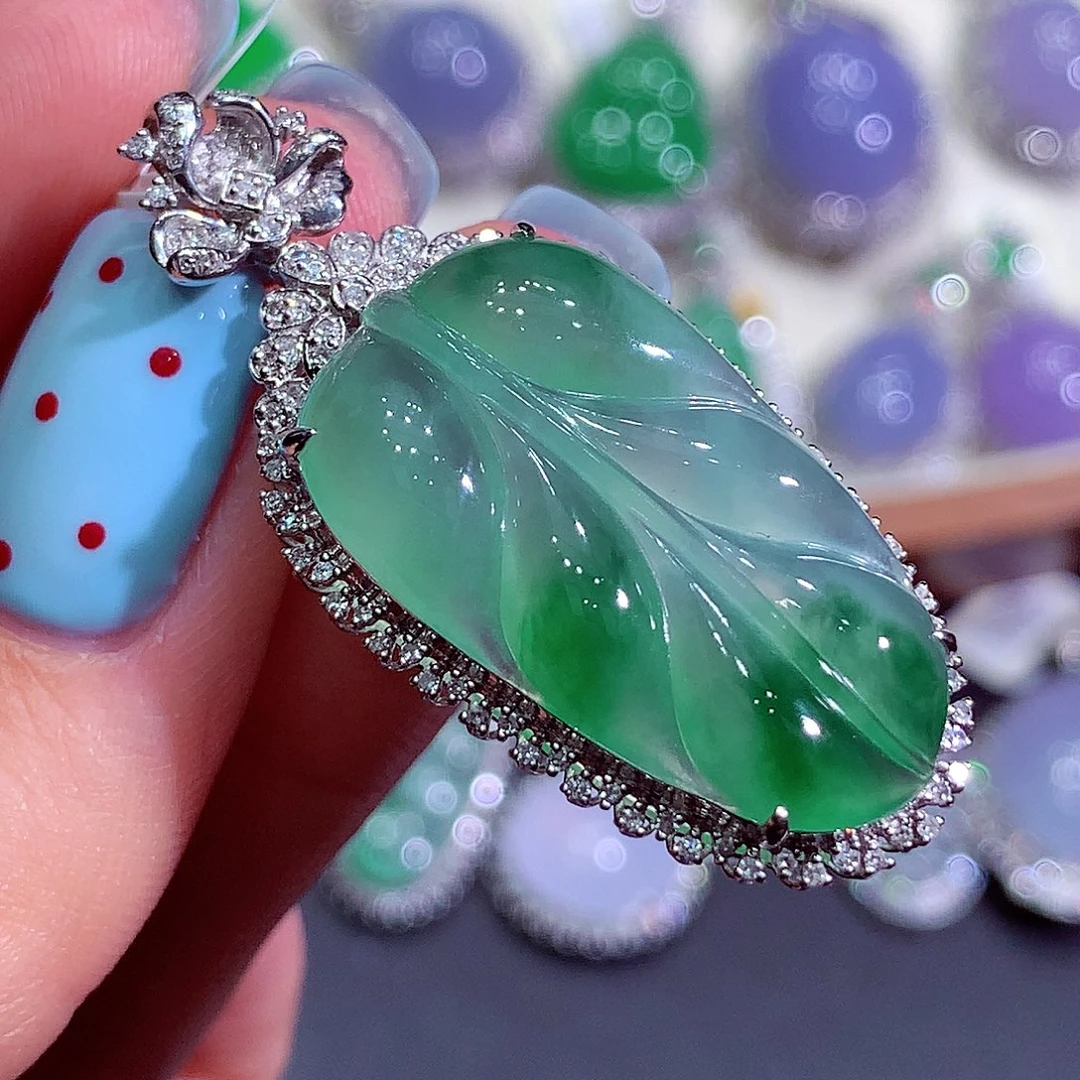 翡翠18K金镶嵌吊坠(不含链)