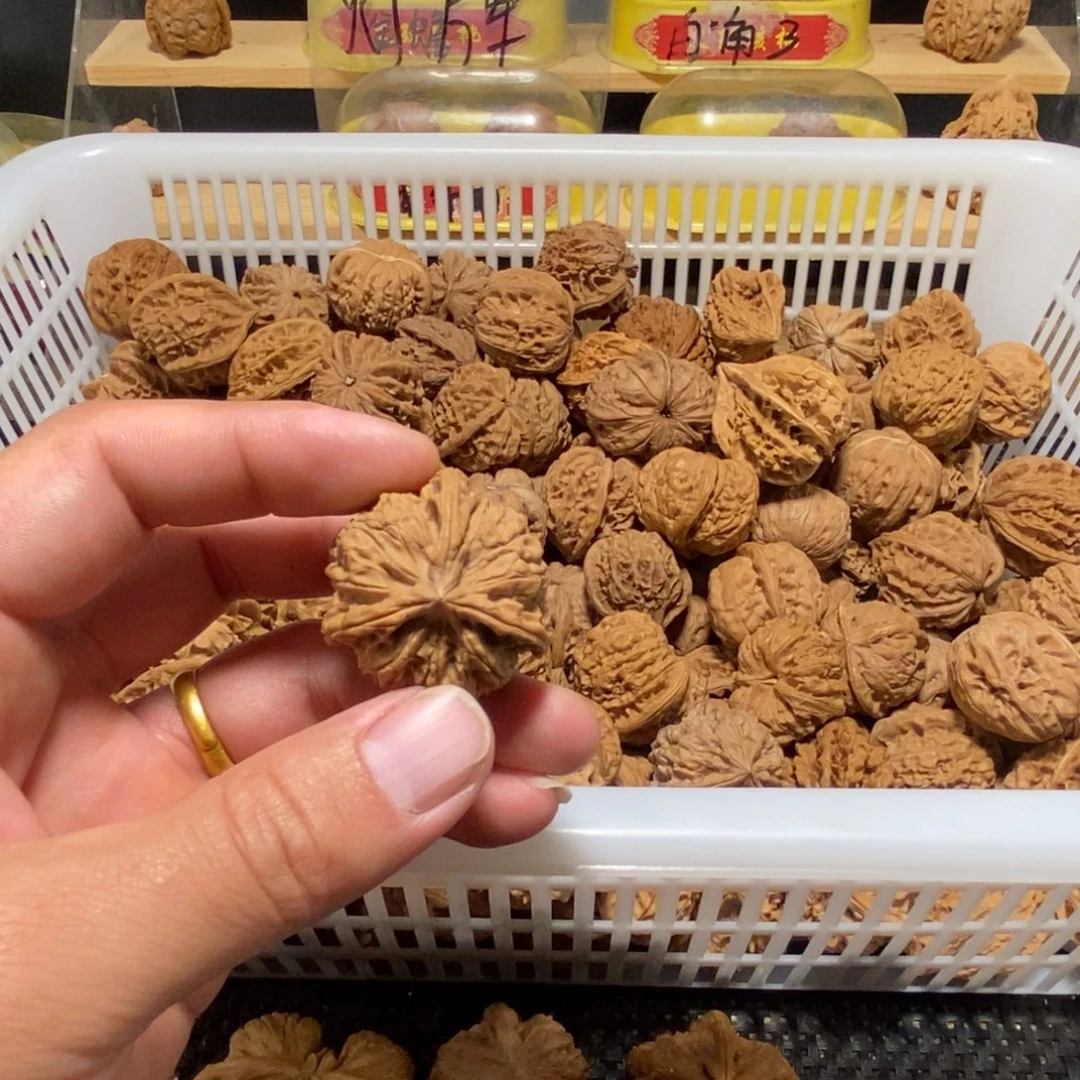 橙****吊坠文玩核桃核桃异形单只异形