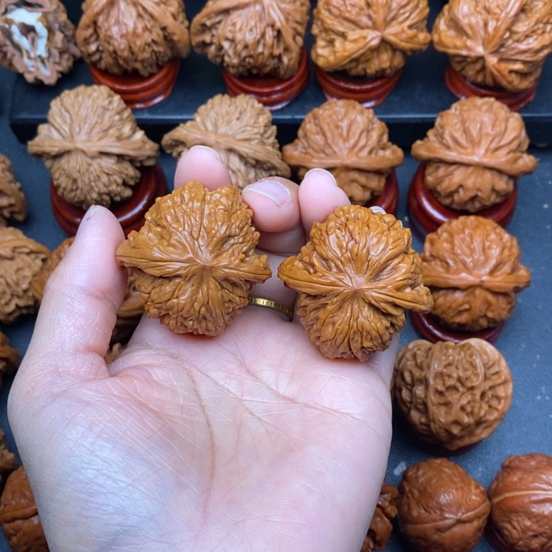 文玩核桃把件40磨盘色差介意勿拍