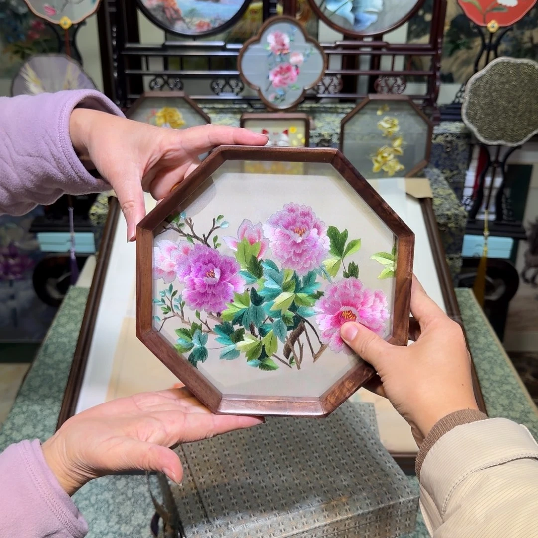 刺绣手工苏绣工艺制作技艺精湛