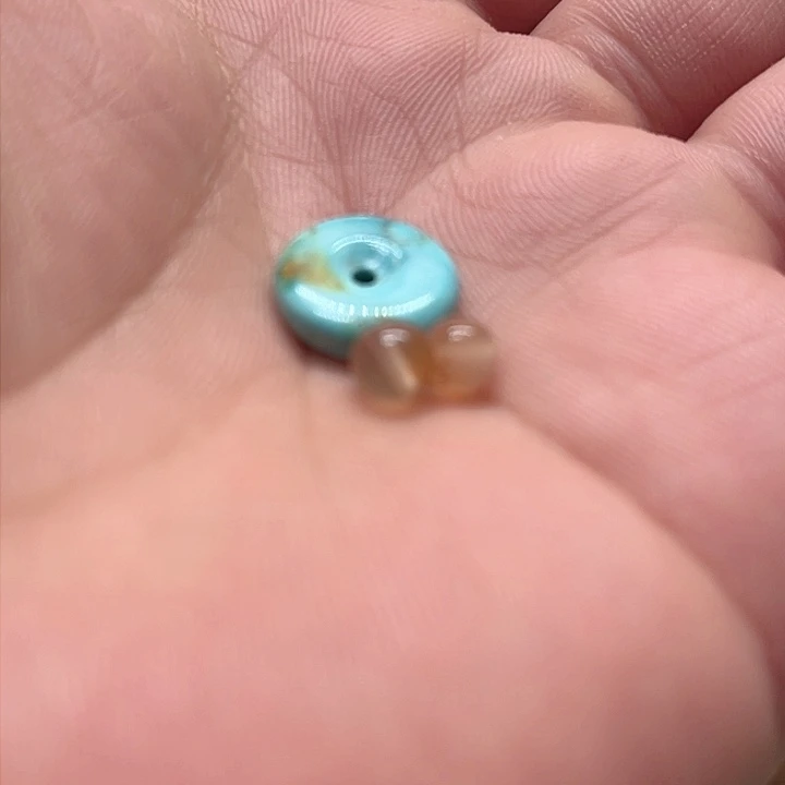 南红玛瑙随机未镶嵌唐**?