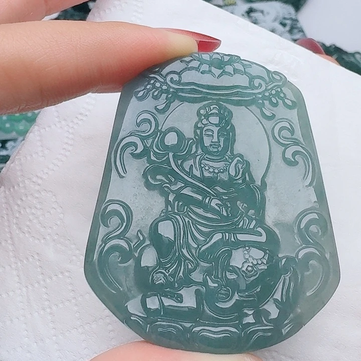 颈饰未镶嵌翡翠多样性发其一