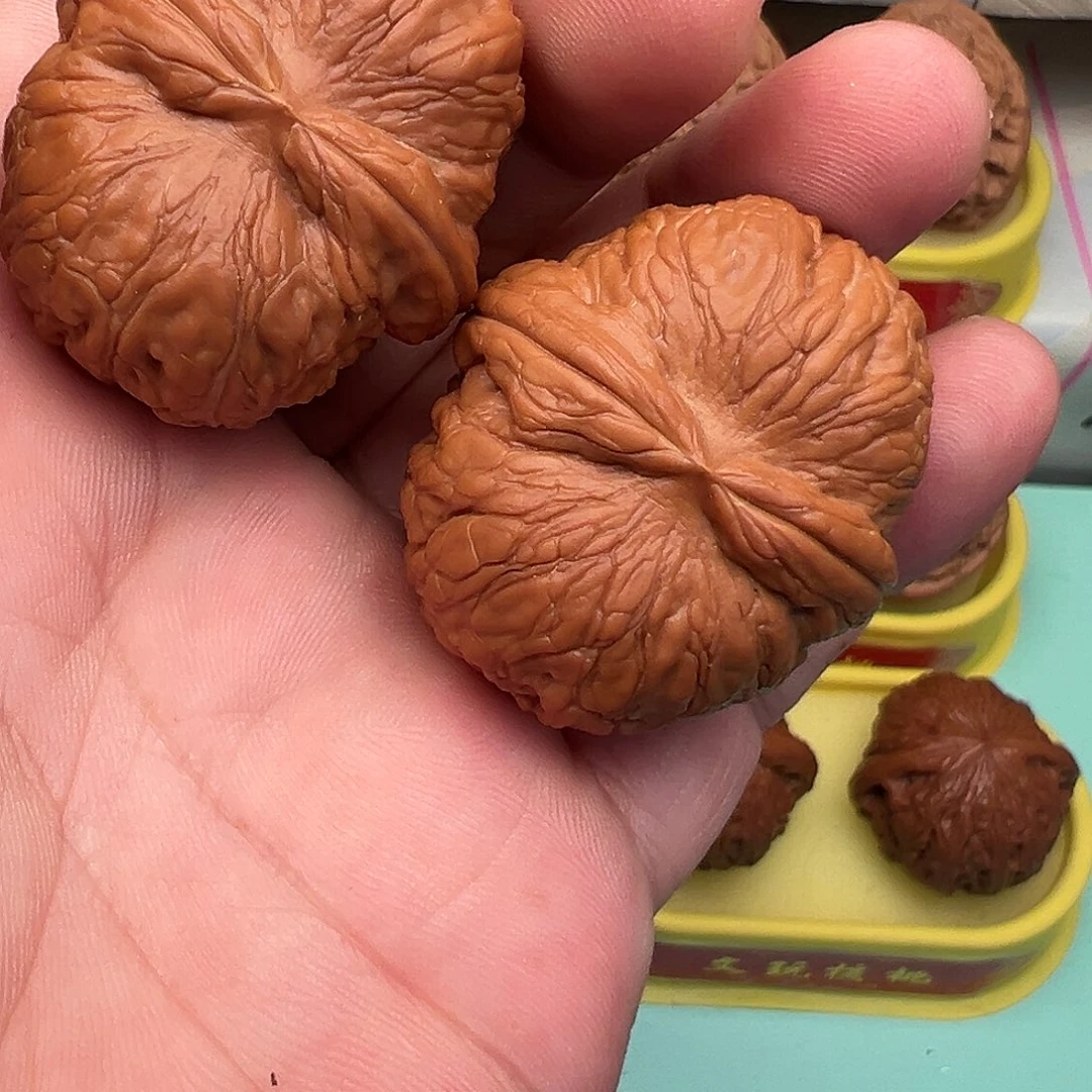 文玩核桃吊坠元宝40