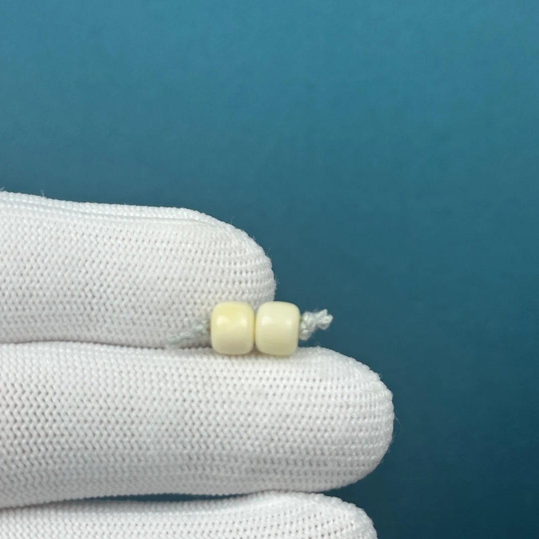 F4087天然原矿蜜蜡 对珠6.5mm 支持鉴定 假一罚十