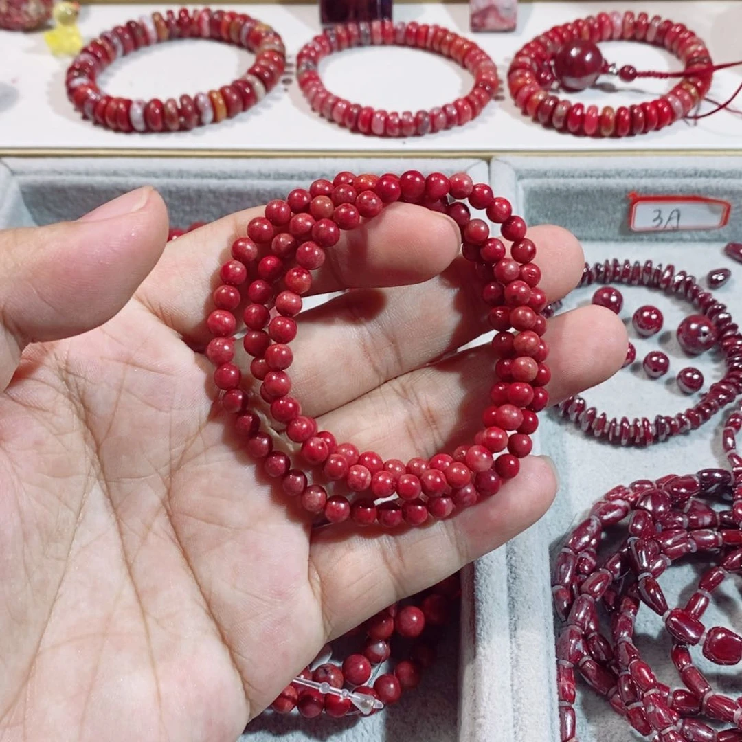 天然辰砂满红玉化多圈