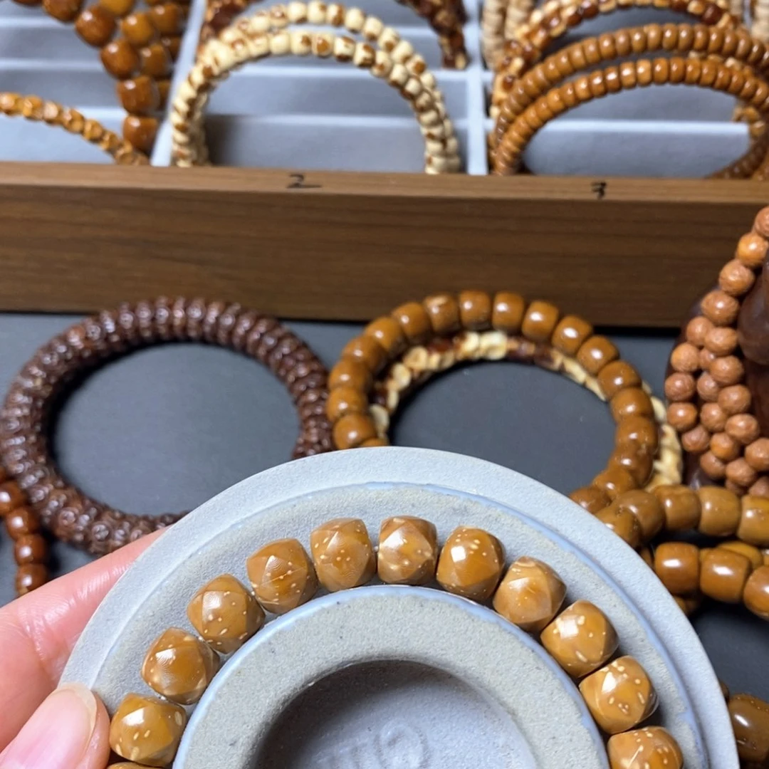 手串紫金鼠?****✌紫金鼠实心唐八愣10