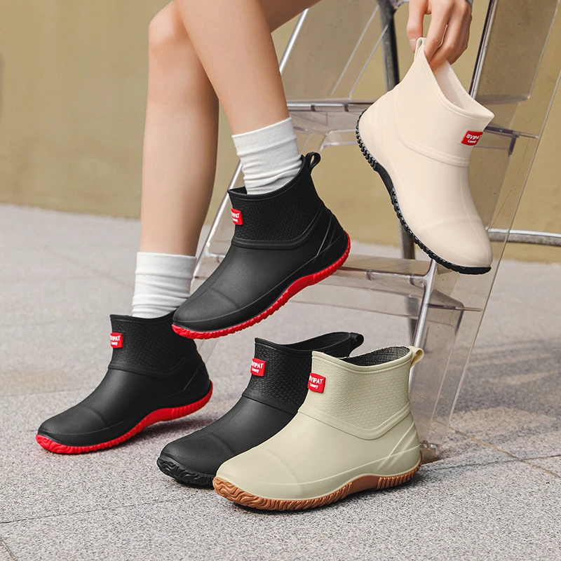 春夏百搭雨鞋女轻便柔软短筒水鞋防滑厨房买菜胶鞋套鞋耐磨雨靴