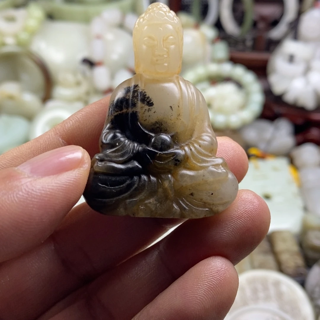 和田玉（糖玉）未镶嵌颈饰