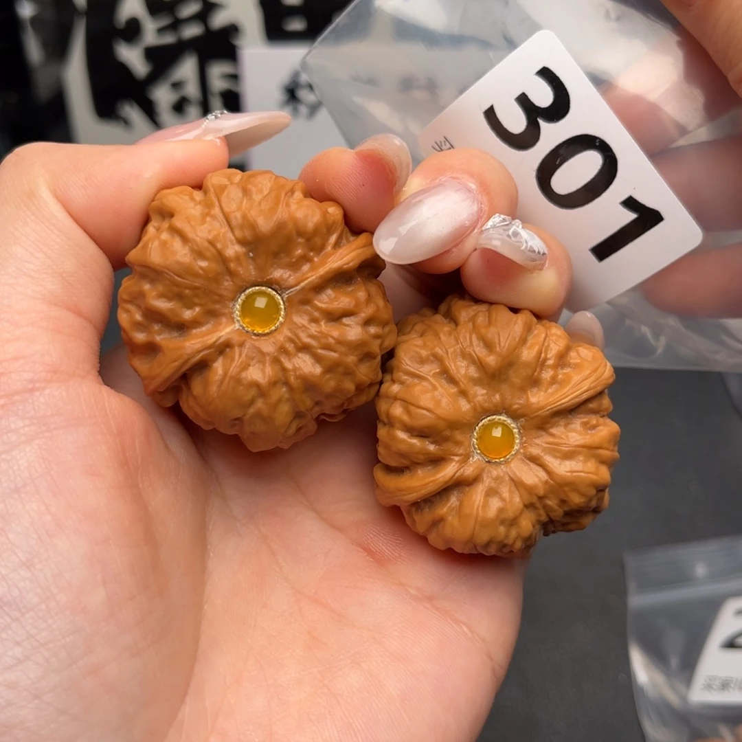 文玩核桃把件陆*昂蛤蟆