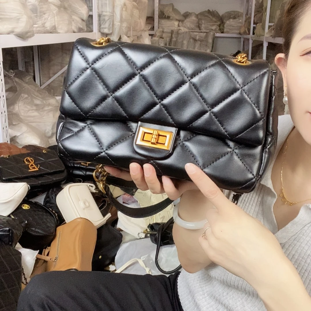 蚕丝小牛剖层皮革PU