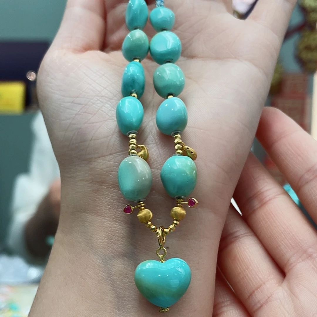 绿松石颈饰18K金镶嵌